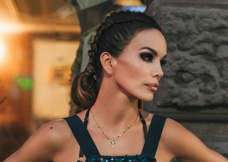 Severina otkazala nastup nakon što su u javnost procurile nove golišave fotografije