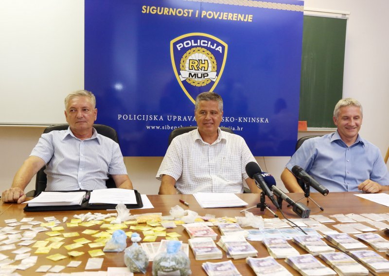 Policija na festivalu u Tisnom zaplijenila veliku količinu narkotika i gotovine