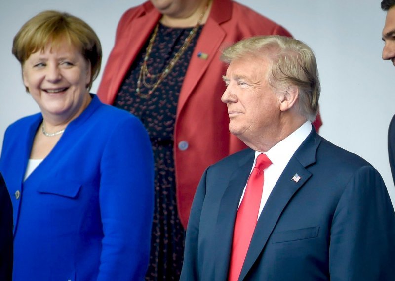 Merkel i Trump podržali pregovore SAD i EU o trgovini te izrazili zabrinutost stanjem u Siriji