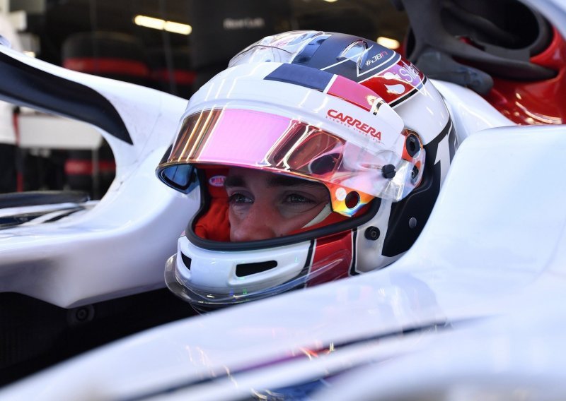 Ferrari u tajnosti na Monzi testirao velikog talenta kojim želi zamijeniti Kimija