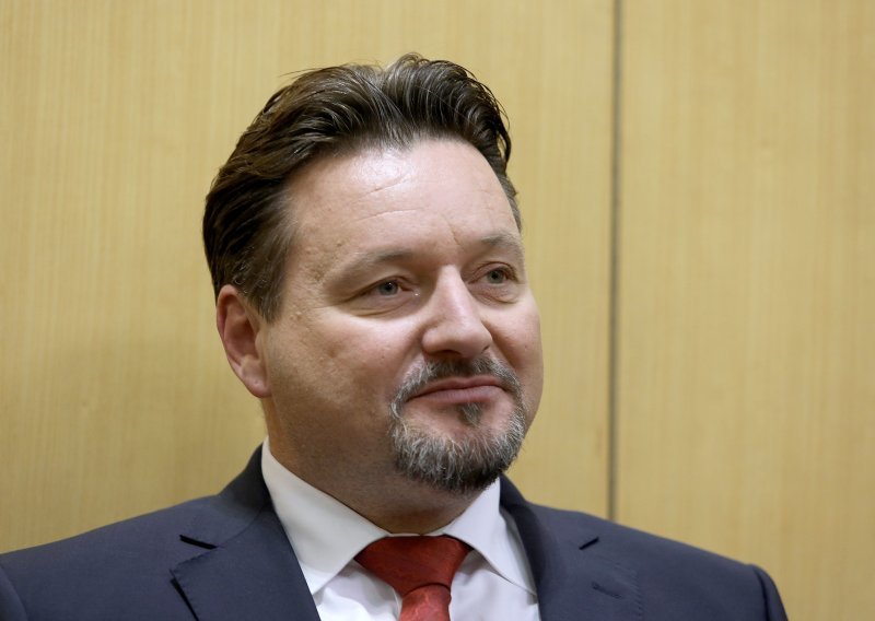 Kuščević očekuje da će reforma uprave zaživjeti krajem iduće godine