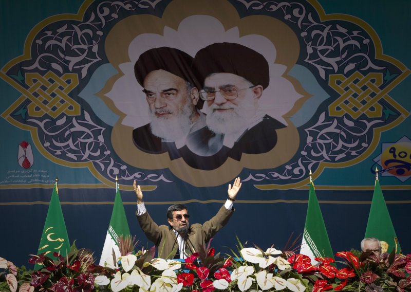 Iran prijeti daljnjom obustavom prodaje nafte