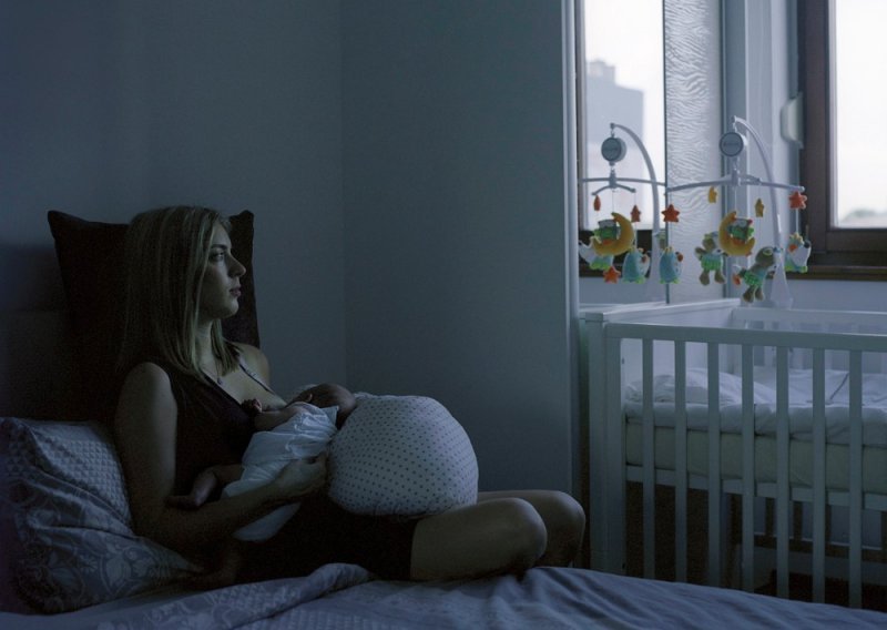 Jelena Blagović predstavlja seriju fotografija posvećenu majčinstvu