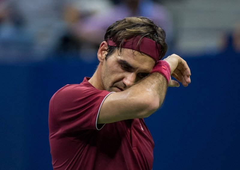 Federer pred iznenađujućom odlukom: Vodi li taj scenarij do završetka karijere?