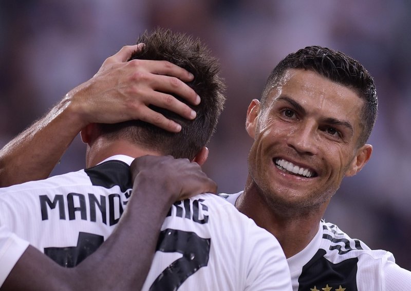 Igraju Portugal i Hrvatska, a Mandžo i Ronaldo priredili šou na 'krivom' mjestu