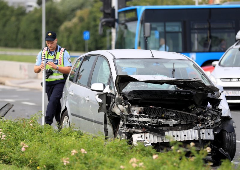 U prometnim nesrećama ove godine poginule čak 222 osobe, a već pet u rujnu