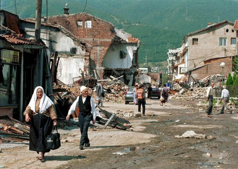 Od mitomanije do etničkog čišćenja Albanaca: Zašto su Srbi toliko zagrizli za Kosovo?