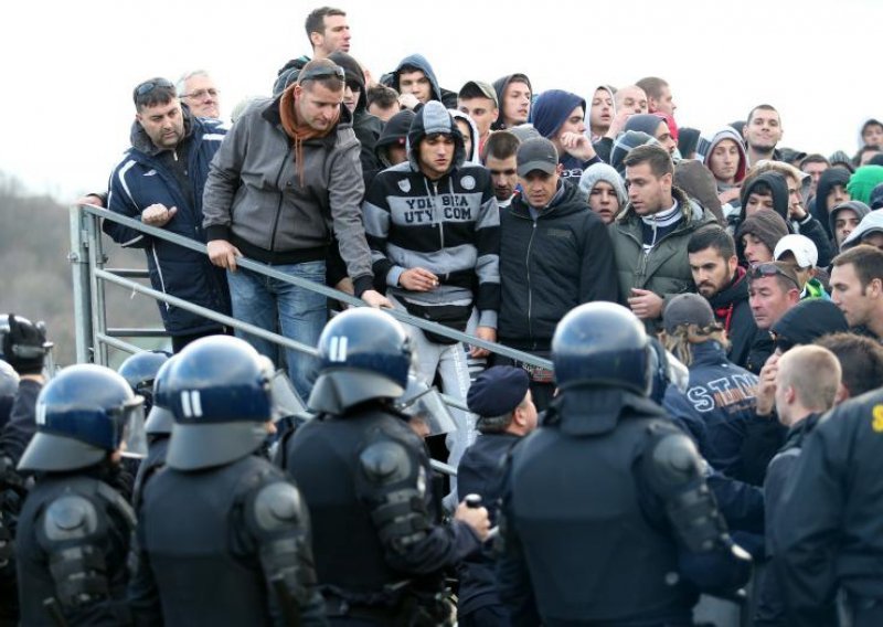 Policija: U Zelini nismo 'batinali'