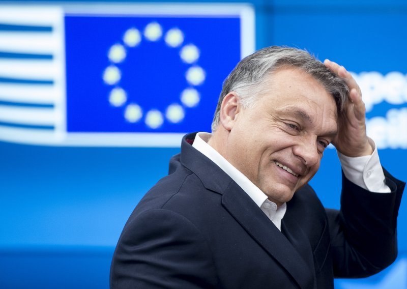 Orban nahvalio svoju vladu, napao oporbu i najavio zajmove za žene ispod 40 koje sklope prvi brak
