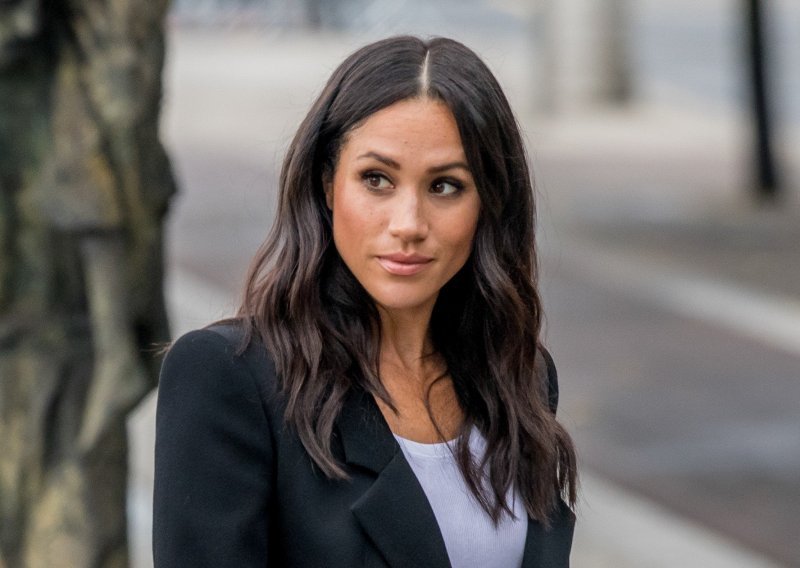 Meghan Markle nije mogla ni sanjati da će se naći u ovim problemima