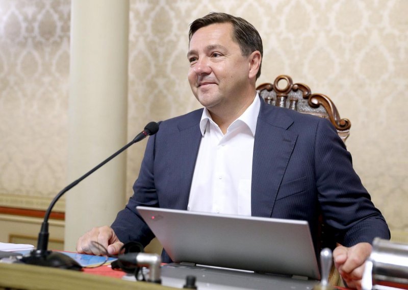 Mikulić: Nema nijednog razloga da HDZ ne podrži zagrebački proračun, vjerujem da će proći