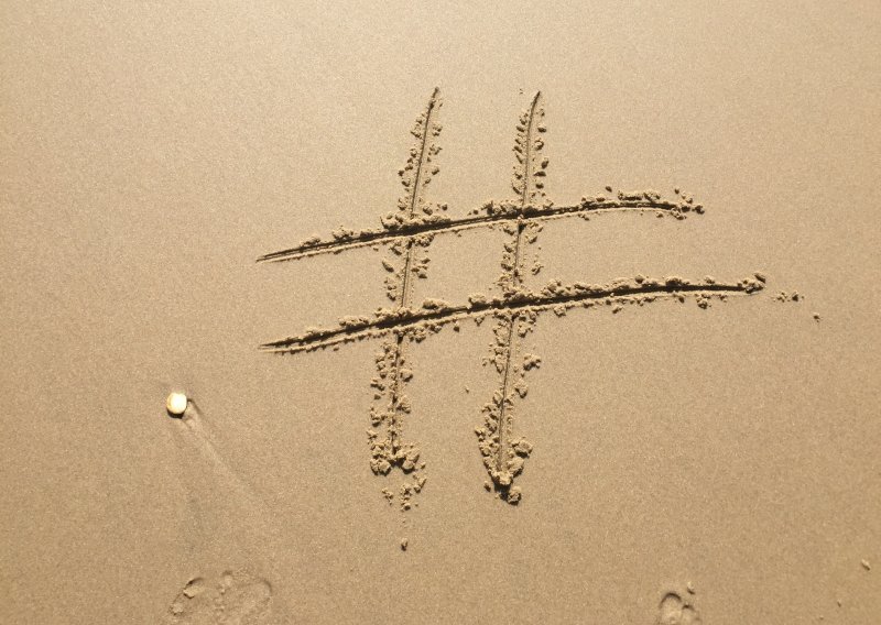 Pronađeni prapovijesni 'hashtag' - najstariji ljudski crtež