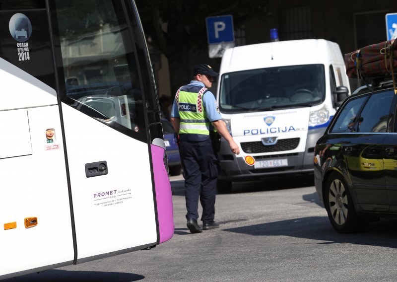 Split: Vozač Ubera napao gradskog redara