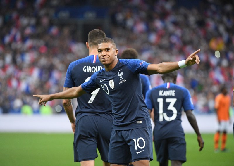 Mbappe spasio Francusku od blamaže protiv posrnulog Islanda