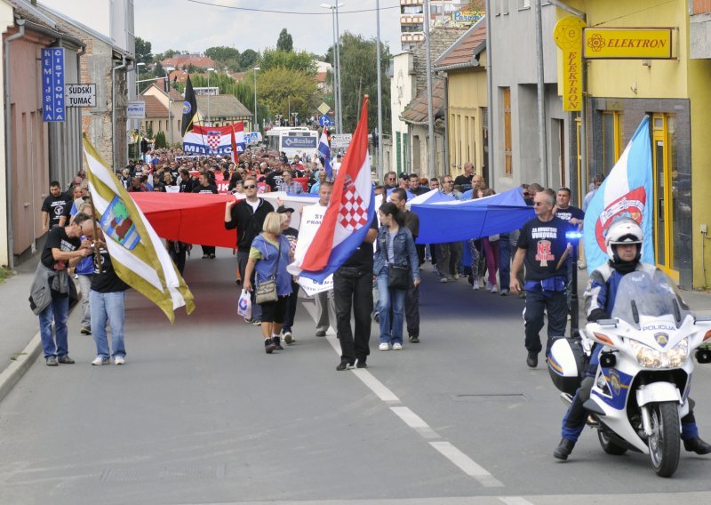 Iz Hvidre se napokon oglasili o prosvjedu u Vukovaru: Ne trebamo zvati branitelje, bit će tamo...