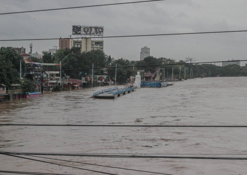 Super tajfun Mangkut odnio najmanje 13 života, među žrtvama ima djece