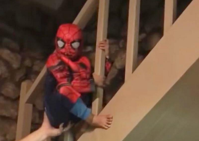 Mali Spider-Man ima najboljeg tatu na svijetu