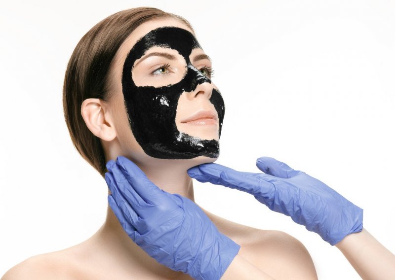 Dermatolozi upozoravaju: Ovi preparati štetni su za vašu kožu