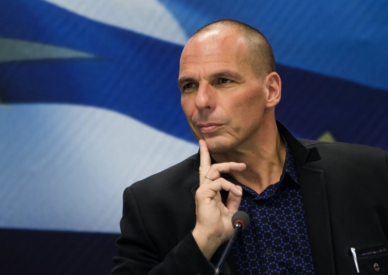 Varufakis za tportal: Svijet može spasiti samo nova zajednička valuta - Kosmos