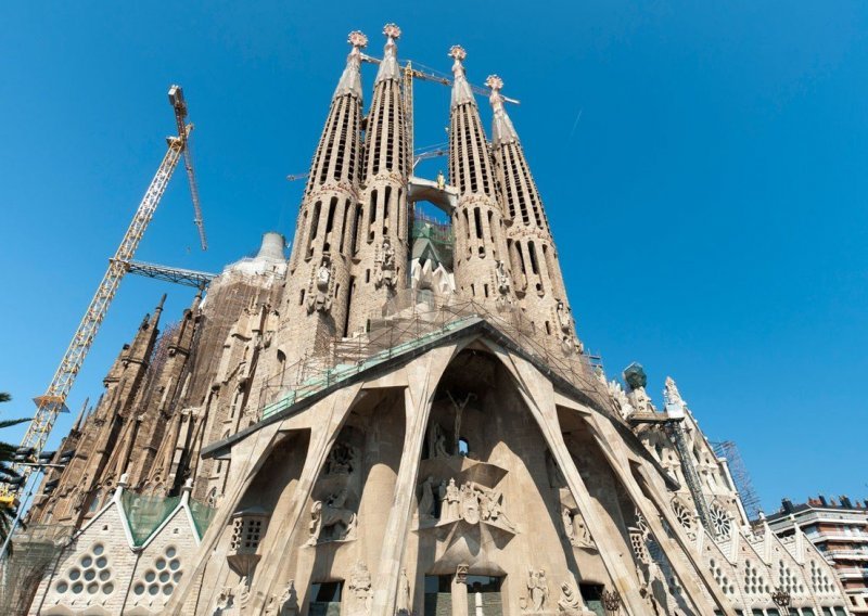 Nakon 137 godina, simbol Barcelone, Sagrada Familia dobila građevinsku dozvolu