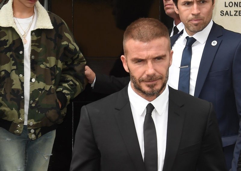 Zbog ove je fotografije David Beckham izazvao žestoke polemike, a nije mu ni prvi put