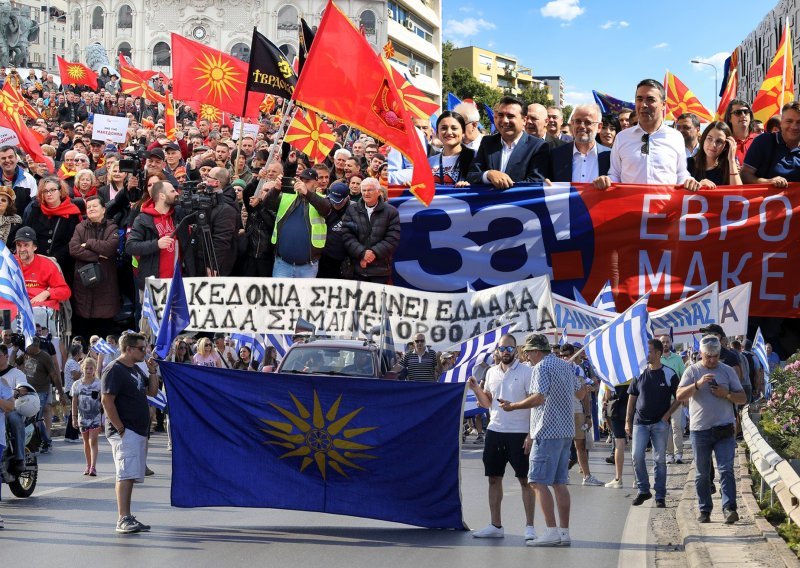 Grci prosvjeduju protiv dogovora o imenu Makedonije