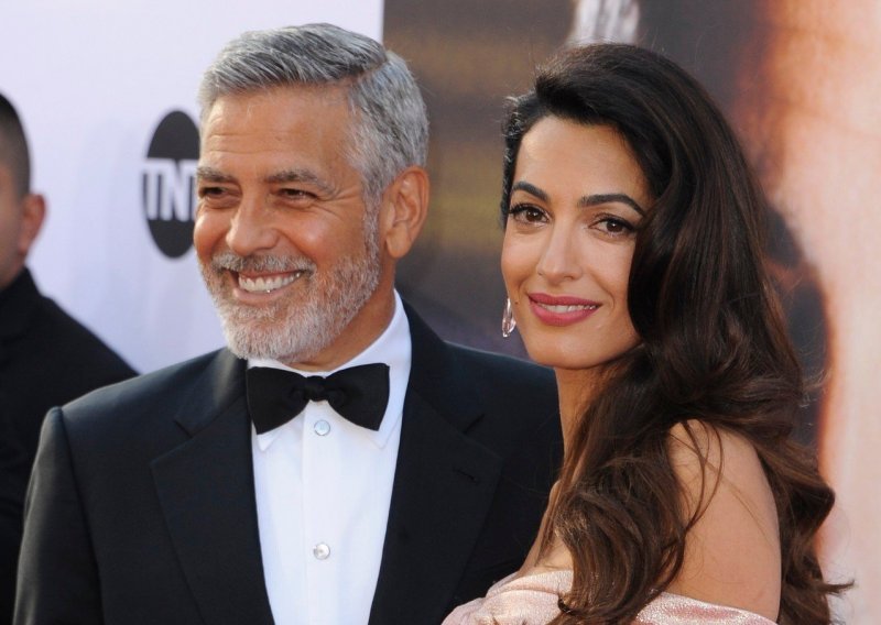 Prvi izlazak Amal i Georgea Clooneyja umalo je završio katastrofalno