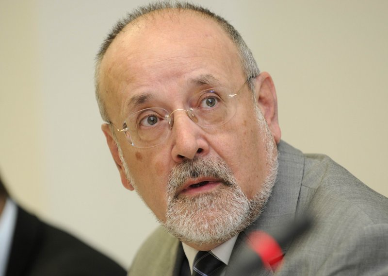 'Sutliću, riješi situaciju ili pakiraj kofere'