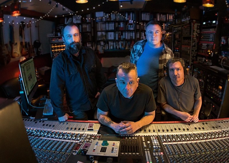 Clutch objavili album 'Book Of Bad Decisions'