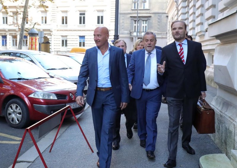 Nakon tri godine otezanja, konačno kreće suđenje Bandiću; Čedo Prodanović: Spremni smo