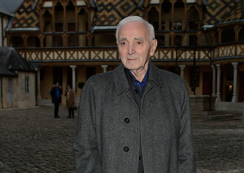 Umro je francuski kralj šansona Charles Aznavour