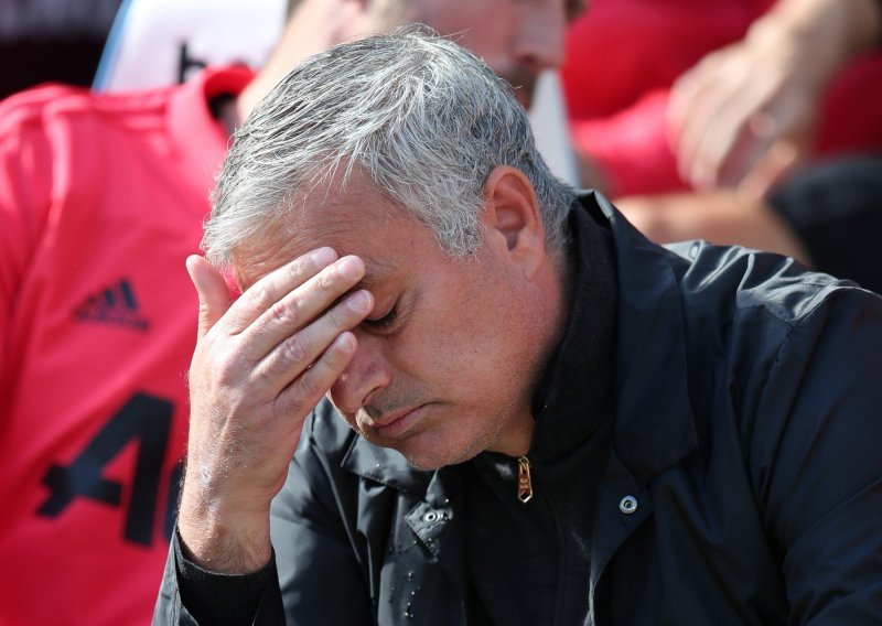 Teški dani za Josea Mourinha: Ovakav Manchester United je prava sramota...