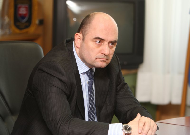 Oglasio se Milijan Brkić: 'Sramotno u što su pojedinci pretvorili državne institucije'