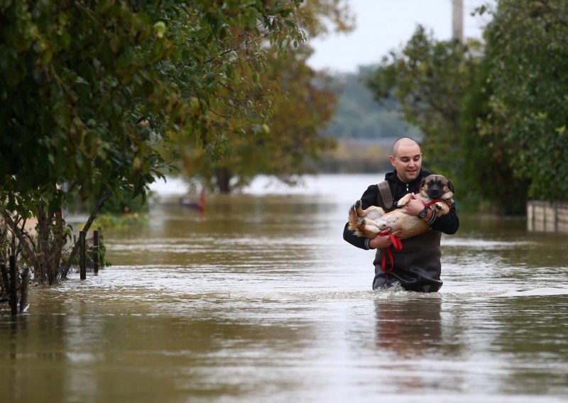 Na Siciliji pronađeno 9 tijela nakon poplave zbog obilnih pljuskova