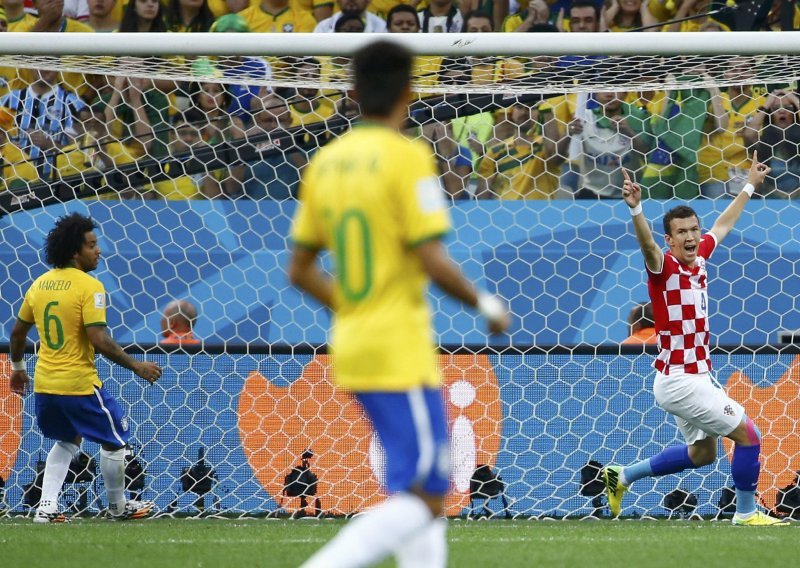 Hrvatska povela, sumnjivi penal preokrenuo utakmicu!