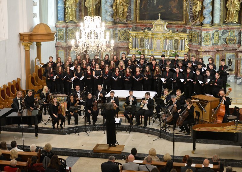 Podjelom nagrada i koncertom darovitih učenika Glazbene škole završile 48. Varaždinske barokne večeri