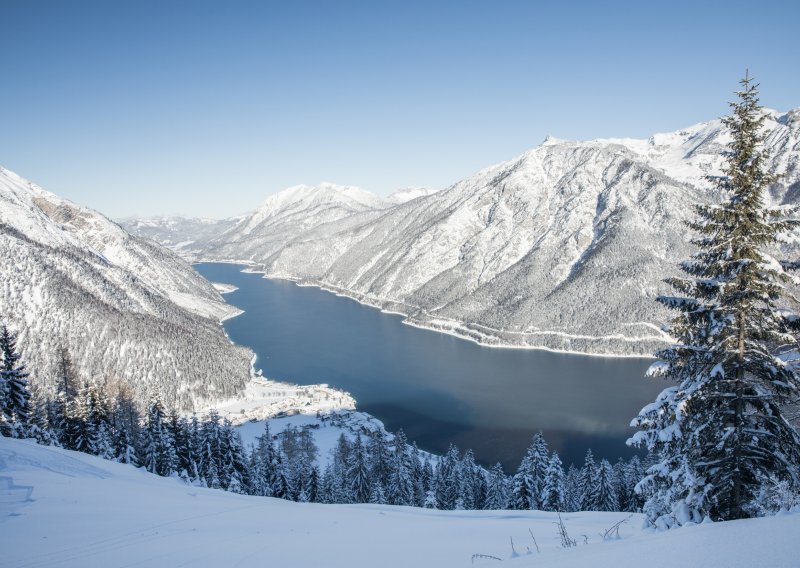 [FOTO] Zimska čarolija Austrije: Pogledajte prizore koji kao da su ispali iz bajke