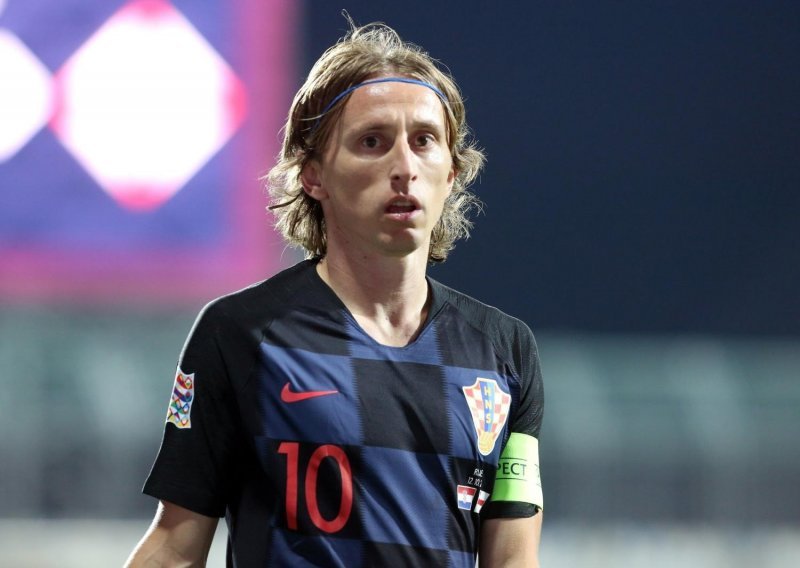 Modrić primio novu krasnu nagradu pa najavio pohod koji se trenutno čini nemogućim