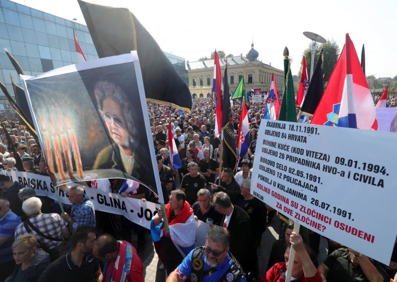 Na prosvjed u Vukovaru reagirala i Vlada, evo što kažu