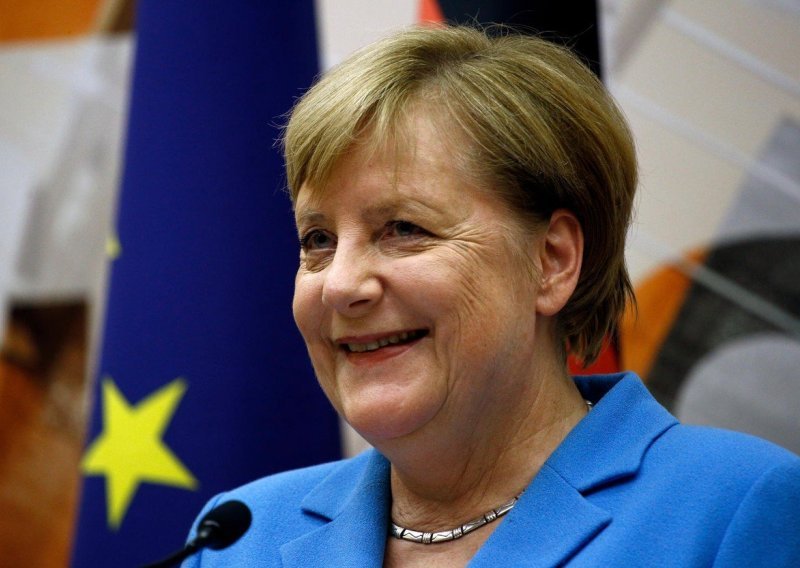 Nakon Macrona i Merkel pozvala na izgradnju europske vojske