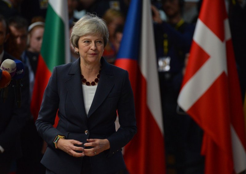 May pokušava dobiti potporu za svoj sporazum o Brexitu ali protivljenje raste