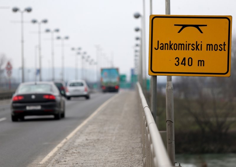 HAK upozorava na pojačan promet i zastoje: usporeno kod Jankomira, nesreća kod Svete Helene