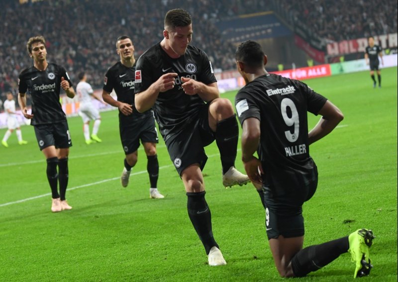 Eintracht može i bez Rebića: Srpski napadač zabio pet golova u čudesnoj pobjedi
