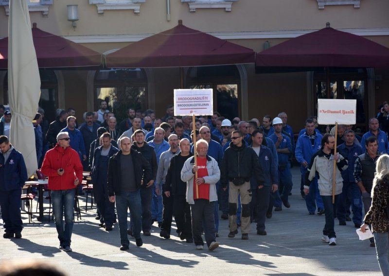 Radnici Uljanika izašli na ulice, traže ostavku Uprave i pomoć iz Zagreba