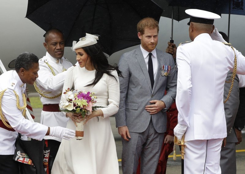 Male nezgode na putu: Evo što je Meghan i Harryja dočekalo na Fidžiju