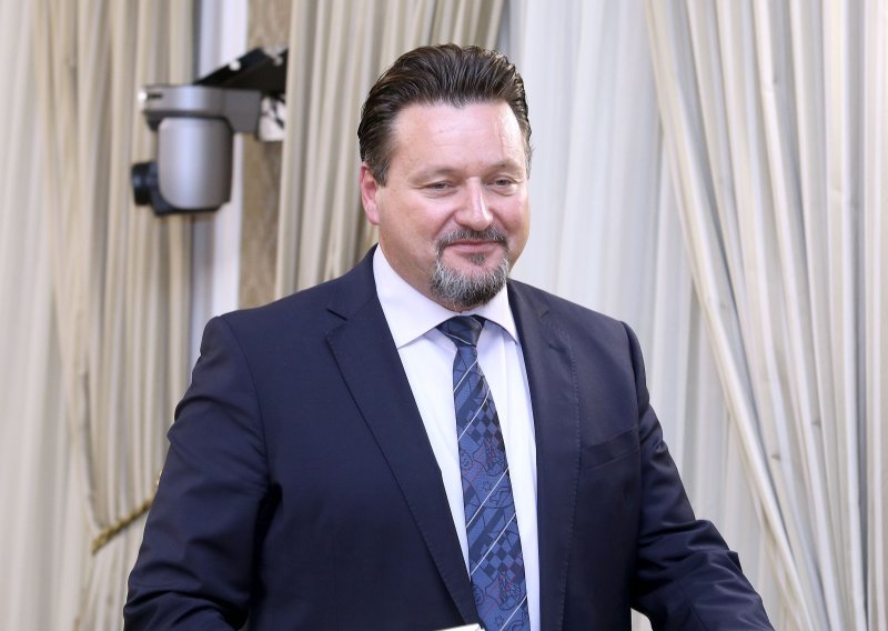 Kuščević: HDZ nema veze s nikakvim aferama, Galić je očito imao razloga dati ostavku