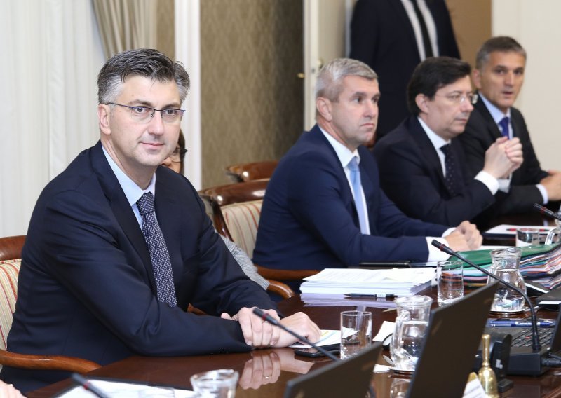 Plenković natuknuo: Uljanikove ugovore za izgradnju brodova pročešljat će i DORH