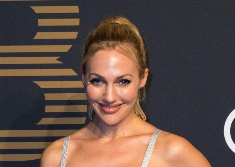 Meryem Uzerli zbunila fanove: Je li to nova tetovaža ili..?