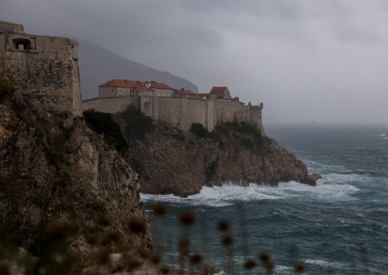 Osuda imotskog gradonačelnika: Ne dopuštam da itko umanjuje život dan za domovinu