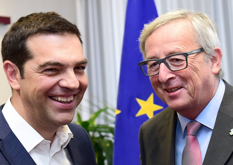 Juncker: Grčka je poput krave na tankom ledu